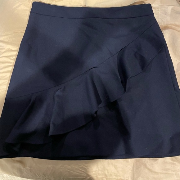 Beautiful short navy Brooks Brothers skirt 4 - Picture 1 of 4